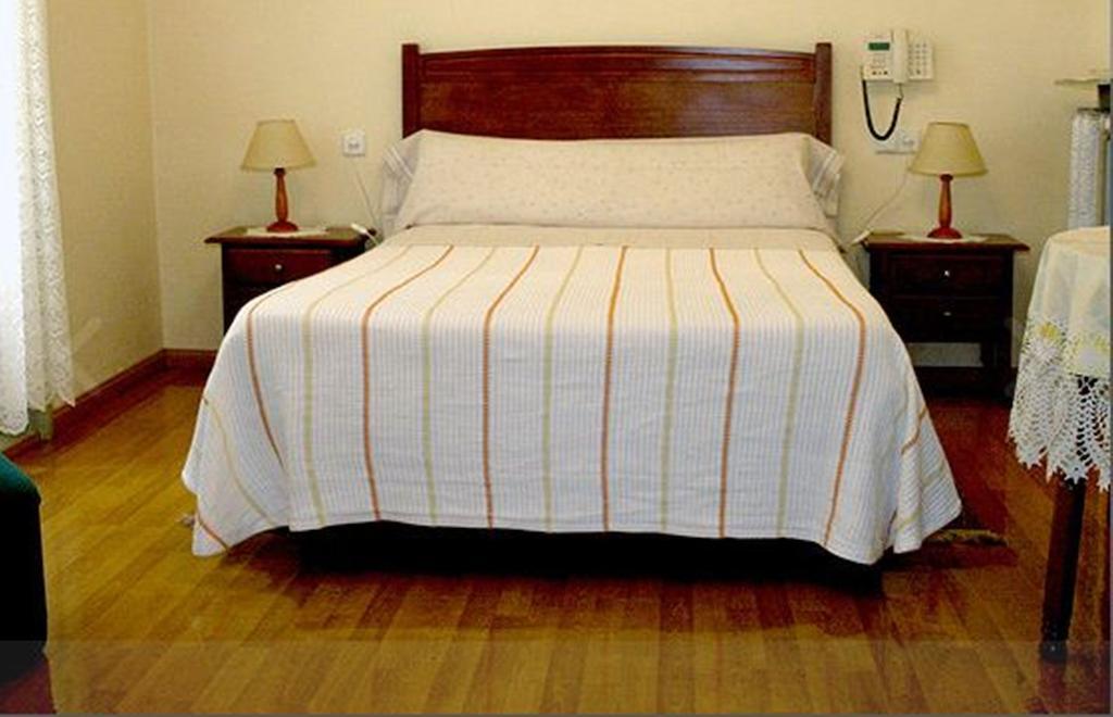 Hostal Delfina Madrid Phòng bức ảnh